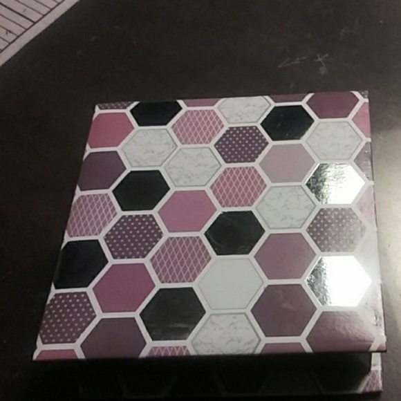 Note Paper - Picture 3 of 3